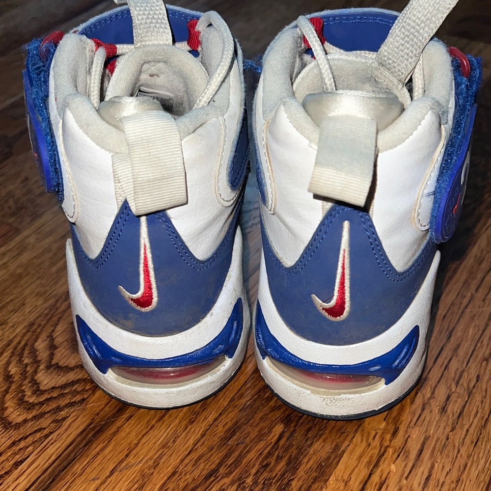 Nike Griffey Jr Blue and White & Red Sneakers - Picture 4 of 6